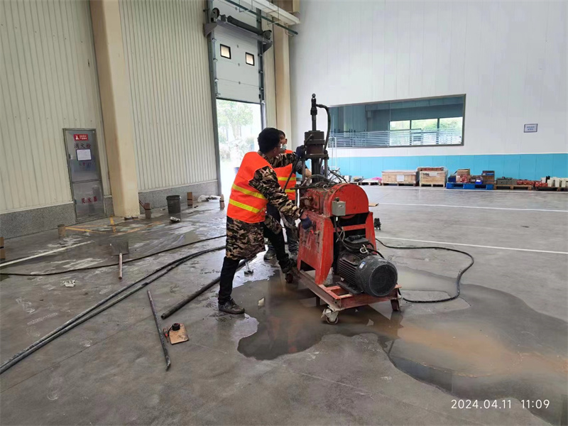 镇康厂房地面下沉塌陷注浆加固施工